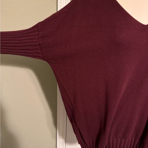 Vince Camuto size Large sweater- EUC - Picture 3 of 7